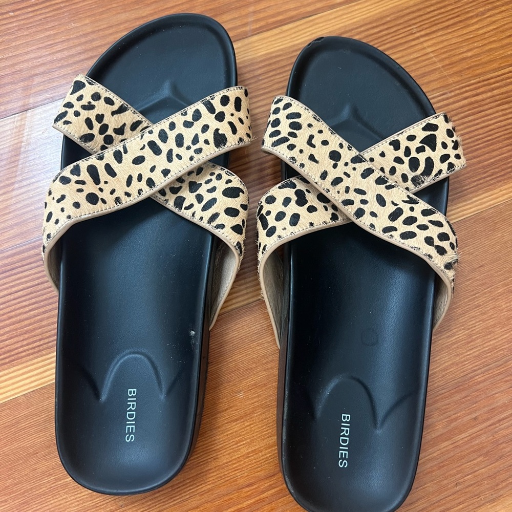 Like new Birdies slide sandals, size 8, leopard